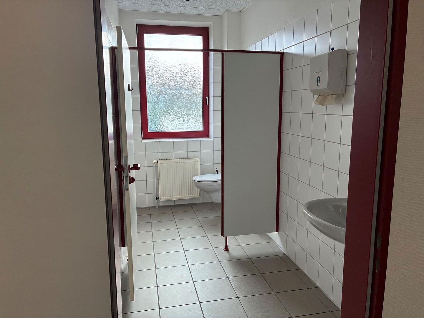 office to rent, 620 m², Industriestrasse 48, Burscheid, North Rhine-Westphalia office to rent, 620 m², Industriestrasse 48, Burscheid, North Rhine-Westphalia