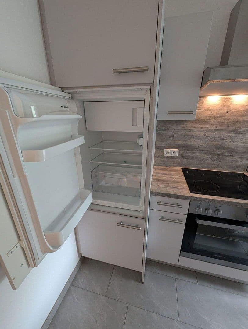 1 bedroom with open-plan kitchen flat to rent, 54 m², Essen, North Rhine-Westphalia 1 bedroom with open-plan kitchen flat to rent, 54 m², Essen, North Rhine-Westphalia