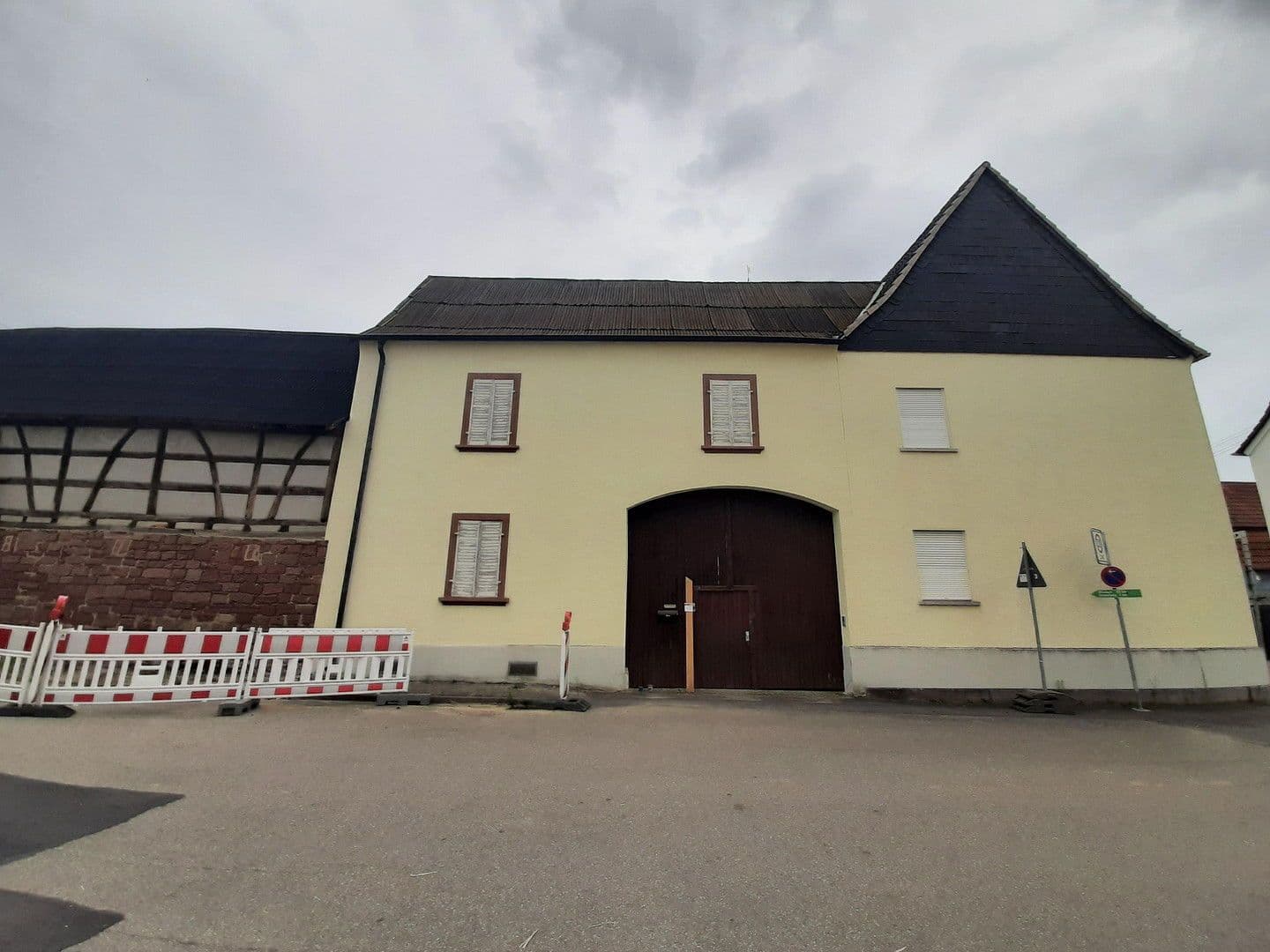 house for sale, 260 m², Herxheimweyher, Rhineland-Palatinate house for sale, 260 m², Herxheimweyher, Rhineland-Palatinate