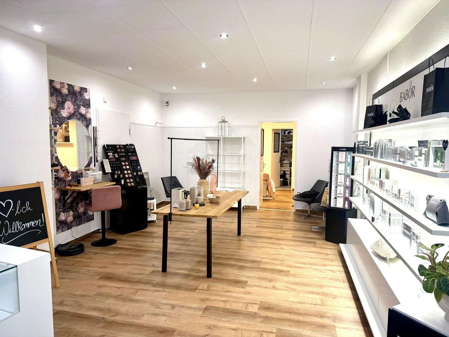 office to rent, 60 m², Lübecker Strasse 25-27, Schwerin, Mecklenburg-Vorpommern office to rent, 60 m², Lübecker Strasse 25-27, Schwerin, Mecklenburg-Vorpommern