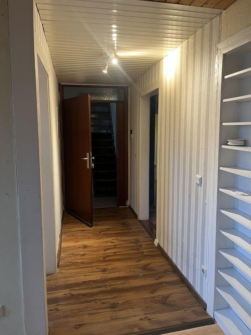 3 bedroom with open-plan kitchen flat to rent, 77 m², Heppenheimerstraße 3, Wiesbaden, Hesse 3 bedroom with open-plan kitchen flat to rent, 77 m², Heppenheimerstraße 3, Wiesbaden, Hesse