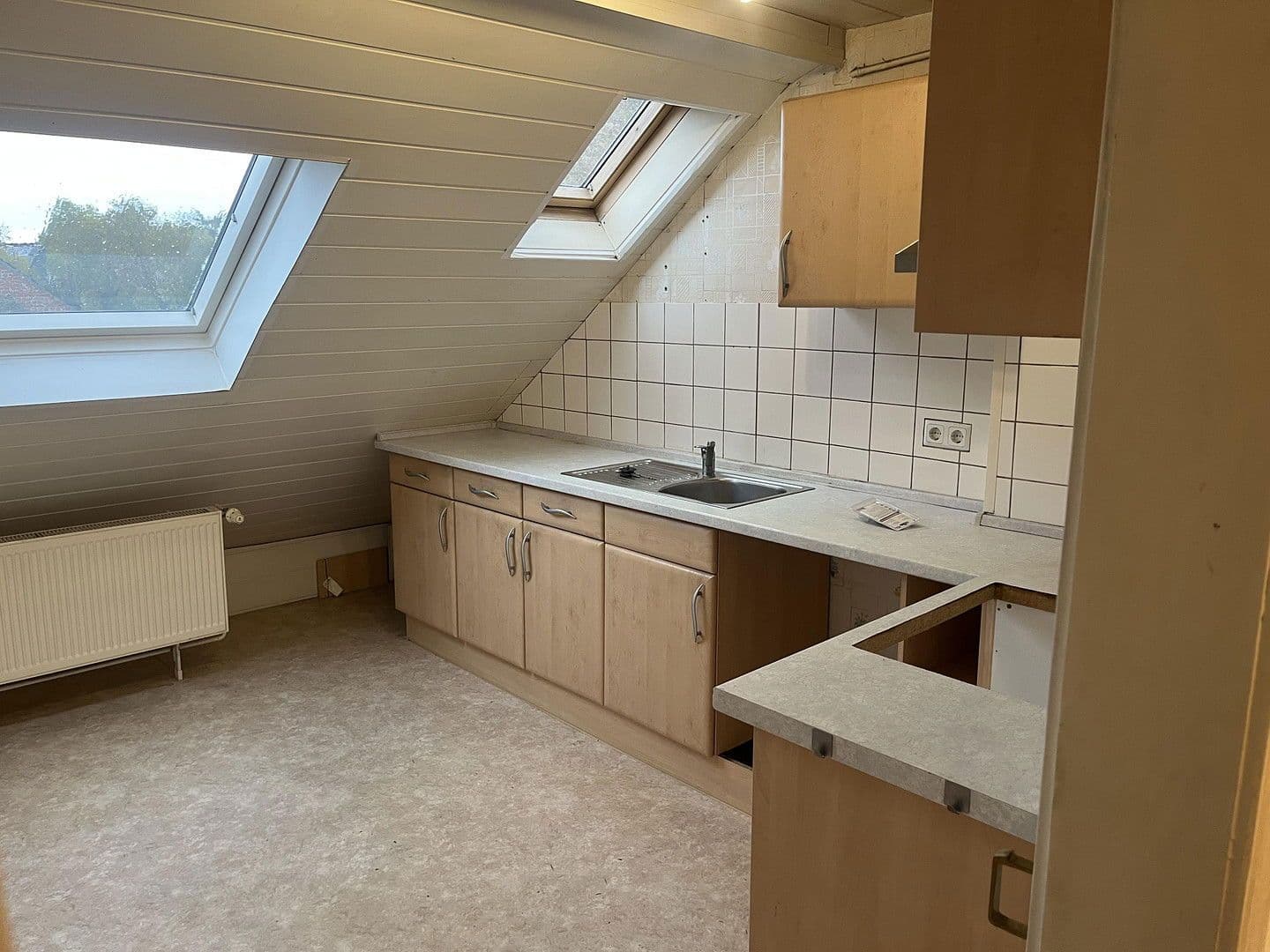 3 bedroom with open-plan kitchen flat to rent, 77 m², Heppenheimerstraße 3, Wiesbaden, Hesse 3 bedroom with open-plan kitchen flat to rent, 77 m², Heppenheimerstraße 3, Wiesbaden, Hesse