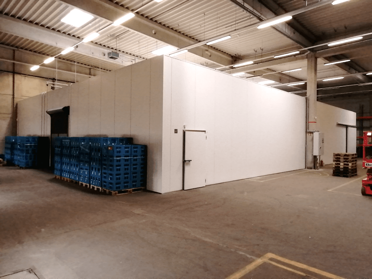 non-residential property to rent, 2,000 m², Fokkerstraße 8, Schkeuditz, Saxony non-residential property to rent, 2,000 m², Fokkerstraße 8, Schkeuditz, Saxony