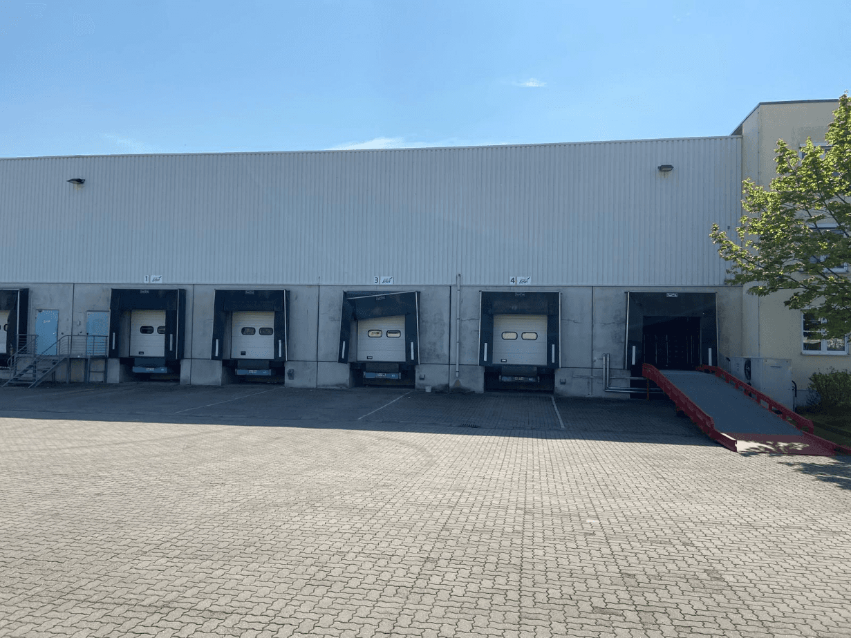 non-residential property to rent, 2,000 m², Fokkerstraße 8, Schkeuditz, Saxony non-residential property to rent, 2,000 m², Fokkerstraße 8, Schkeuditz, Saxony