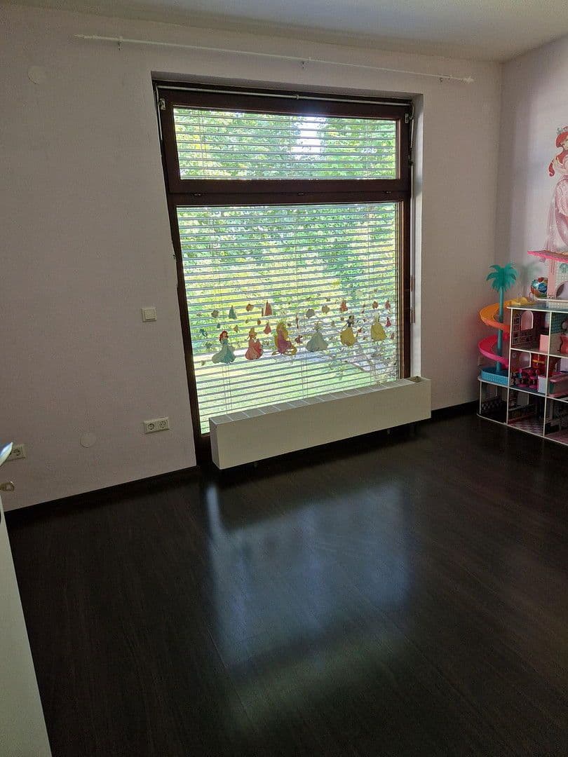 house for sale, 221 m², Schwäbisch Gmünd, Baden-Württemberg house for sale, 221 m², Schwäbisch Gmünd, Baden-Württemberg