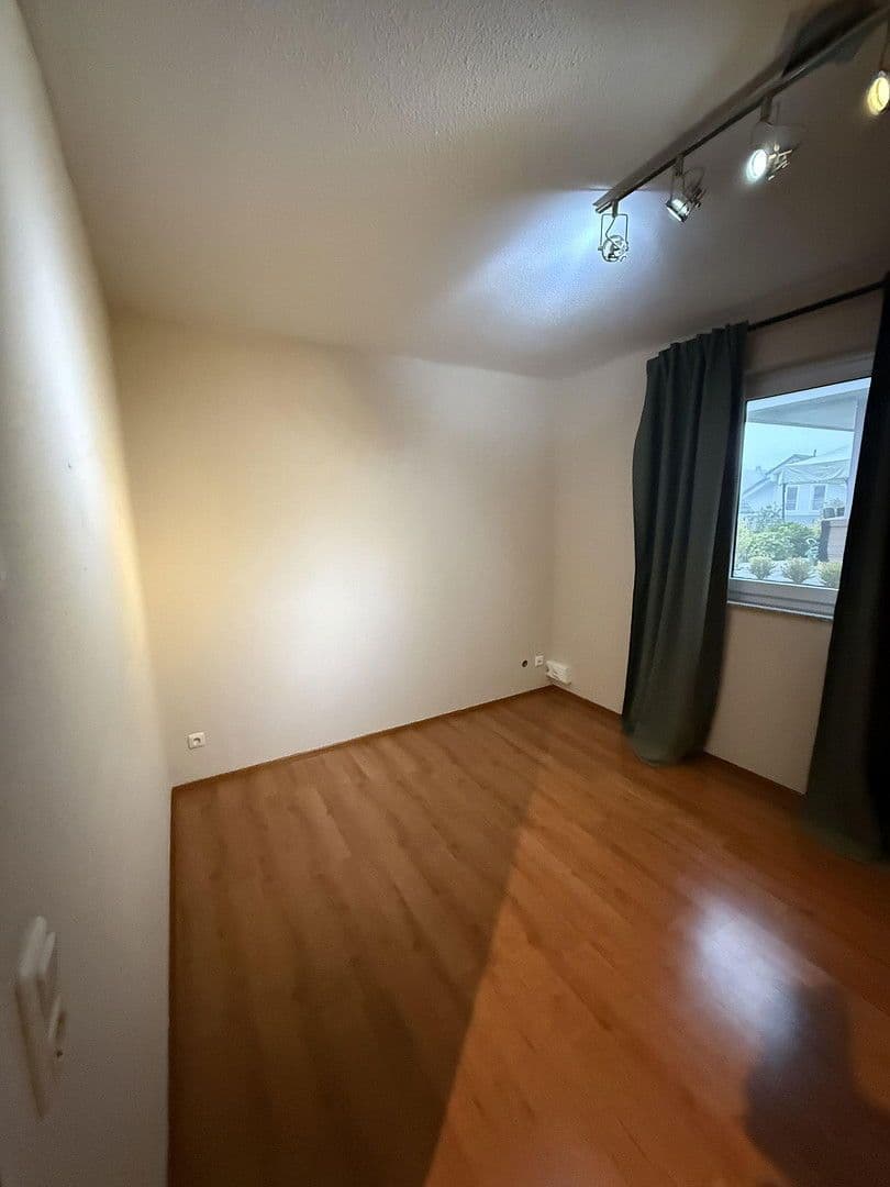 4 bedroom flat to rent, 120 m², Siegen, North Rhine-Westphalia 4 bedroom flat to rent, 120 m², Siegen, North Rhine-Westphalia