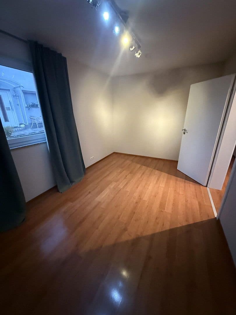 4 bedroom flat to rent, 120 m², Siegen, North Rhine-Westphalia 4 bedroom flat to rent, 120 m², Siegen, North Rhine-Westphalia