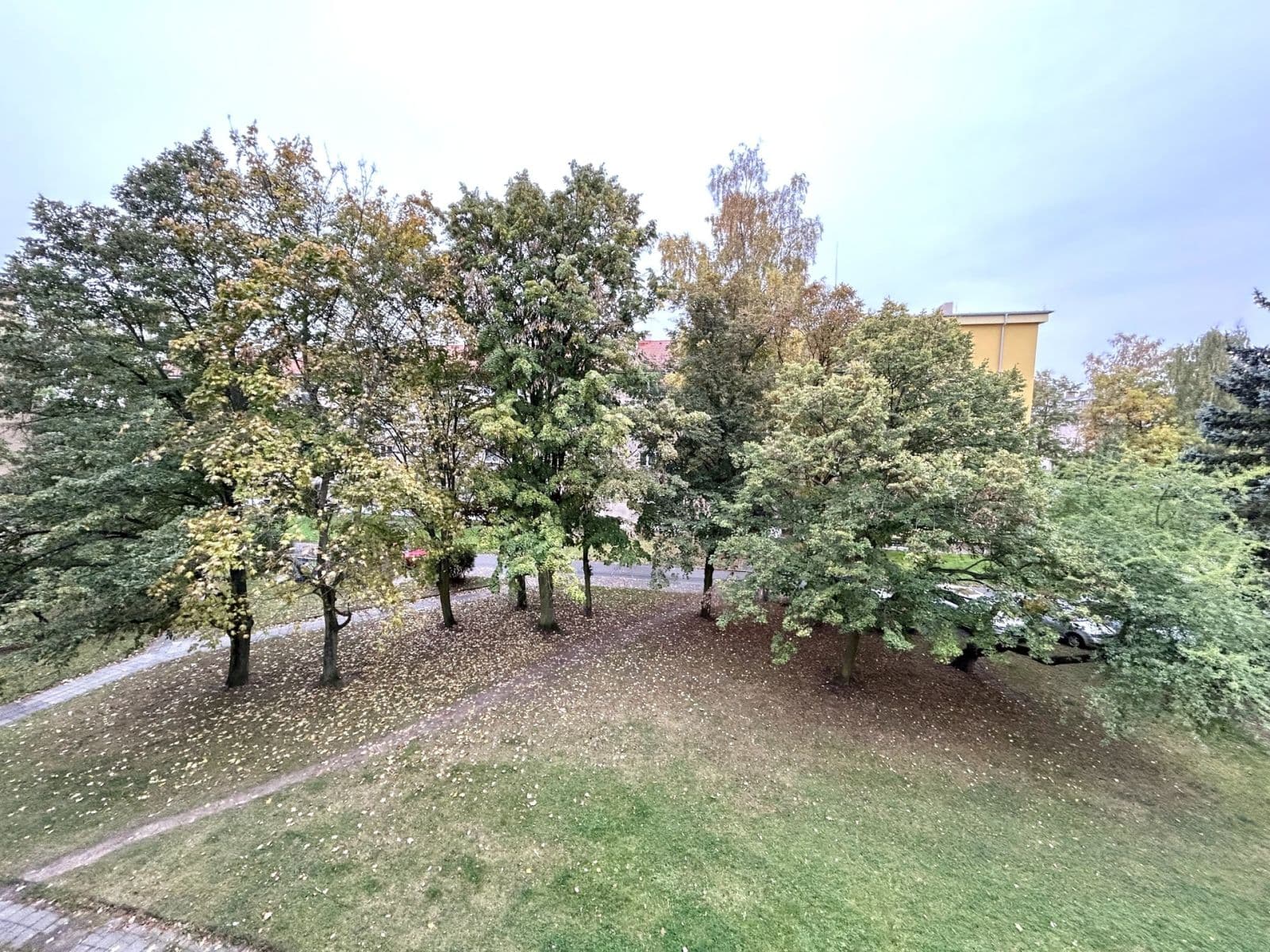 1 bedroom with open-plan kitchen flat to rent, 52 m², Petrohradská, Kladno, Středočeský Region 1 bedroom with open-plan kitchen flat to rent, 52 m², Petrohradská, Kladno, Středočeský Region