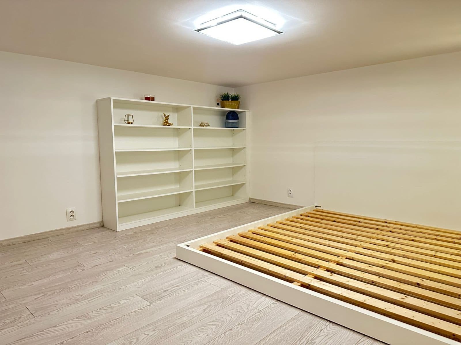 1 bedroom with open-plan kitchen flat for sale, 80 m², U Mlýnského kanálu, Prague, Prague 1 bedroom with open-plan kitchen flat for sale, 80 m², U Mlýnského kanálu, Prague, Prague