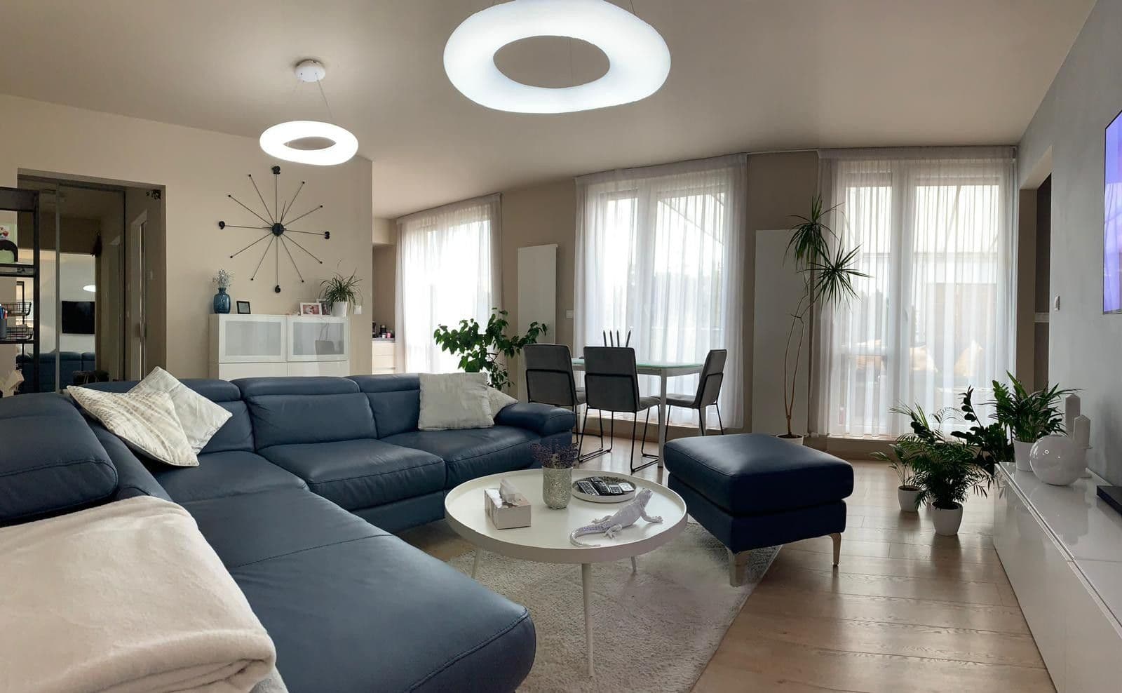 2 bedroom with open-plan kitchen flat to rent, 80 m², Květnového vítězství, Prague, Prague 2 bedroom with open-plan kitchen flat to rent, 80 m², Květnového vítězství, Prague, Prague