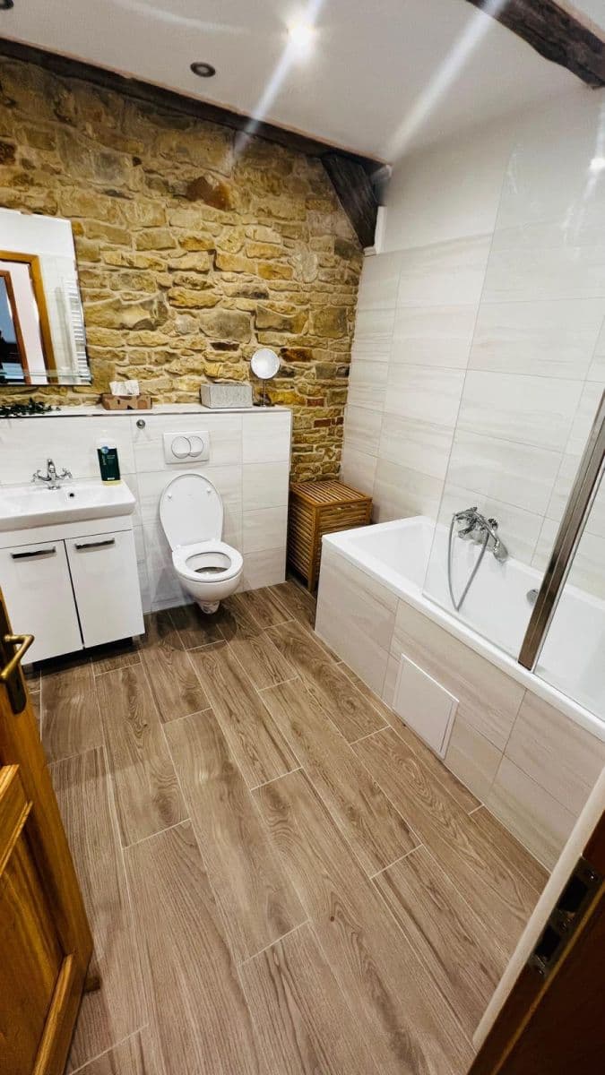 2 bedroom with open-plan kitchen flat to rent, 118 m², Soukenická, Slaný, Středočeský Region 2 bedroom with open-plan kitchen flat to rent, 118 m², Soukenická, Slaný, Středočeský Region