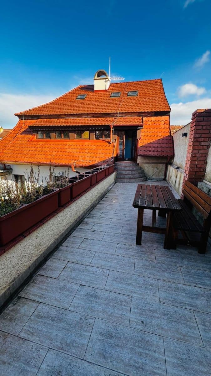 2 bedroom with open-plan kitchen flat to rent, 118 m², Soukenická, Slaný, Středočeský Region 2 bedroom with open-plan kitchen flat to rent, 118 m², Soukenická, Slaný, Středočeský Region