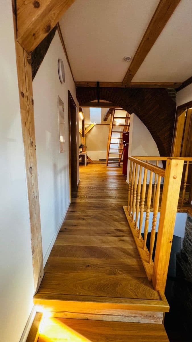 2 bedroom with open-plan kitchen flat to rent, 118 m², Soukenická, Slaný, Středočeský Region 2 bedroom with open-plan kitchen flat to rent, 118 m², Soukenická, Slaný, Středočeský Region