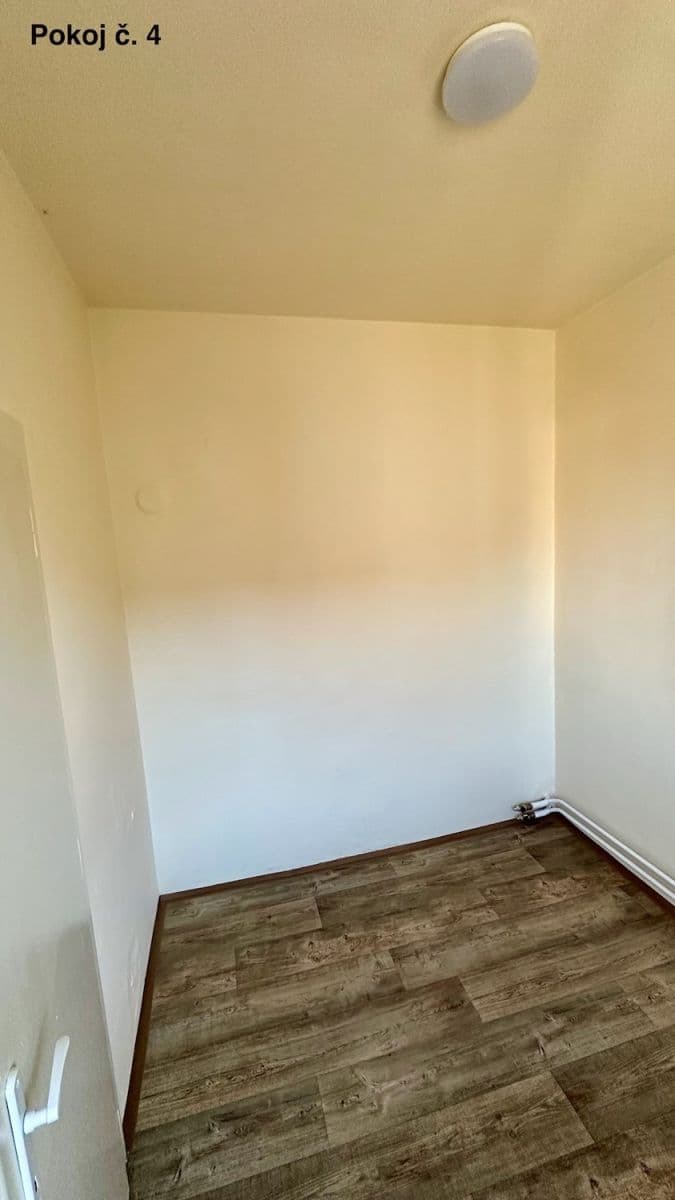 4 bedroom flat to rent, 99 m², Englišova, Opava, Moravskoslezský Region 4 bedroom flat to rent, 99 m², Englišova, Opava, Moravskoslezský Region