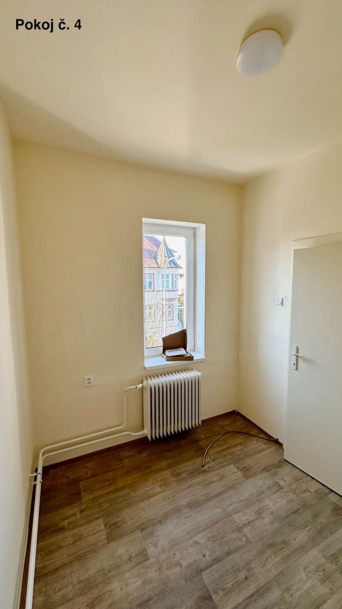 4 bedroom flat to rent, 99 m², Englišova, Opava, Moravskoslezský Region 4 bedroom flat to rent, 99 m², Englišova, Opava, Moravskoslezský Region