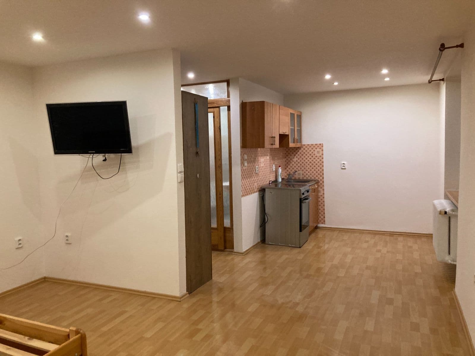 Studio flat to rent, 30 m², Sevastopolská, Kladno, Středočeský Region Studio flat to rent, 30 m², Sevastopolská, Kladno, Středočeský Region