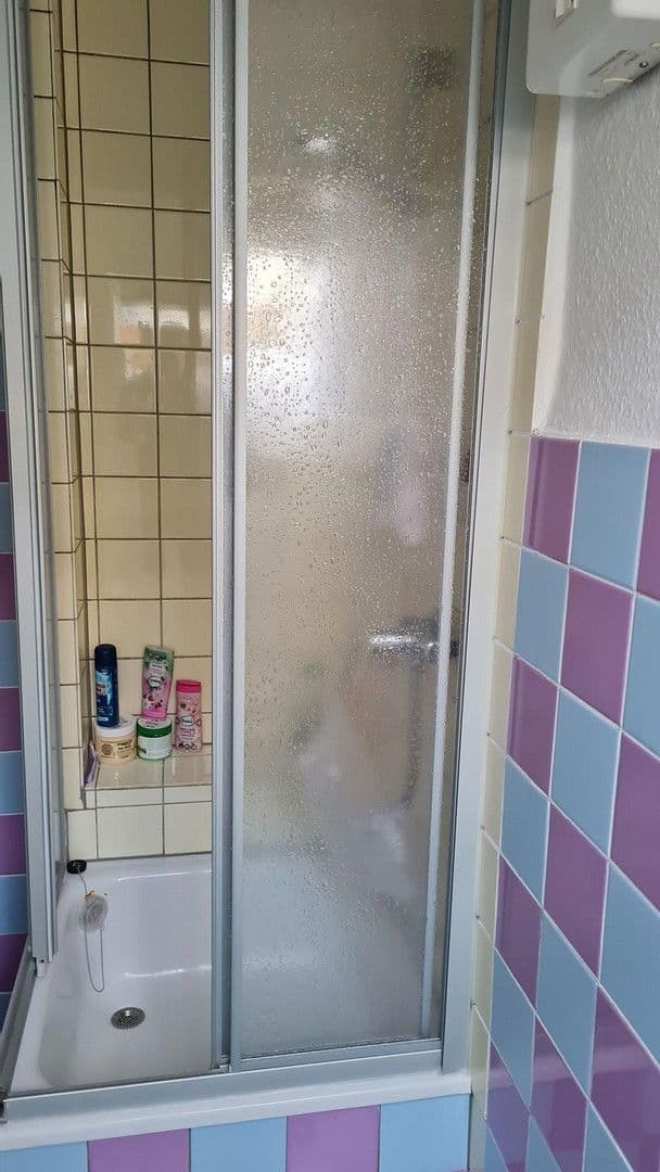 2 bedroom flat to rent, 28 m², Hatzenbecker Str. 85, Wuppertal, North Rhine-Westphalia 2 bedroom flat to rent, 28 m², Hatzenbecker Str. 85, Wuppertal, North Rhine-Westphalia