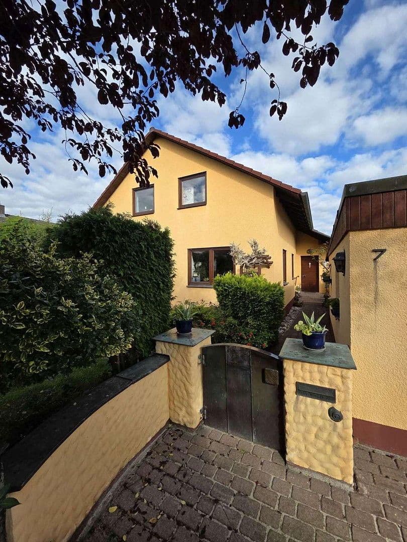 house for sale, 128 m², Fasanenweg 7, Pyrbaum, Bavaria house for sale, 128 m², Fasanenweg 7, Pyrbaum, Bavaria