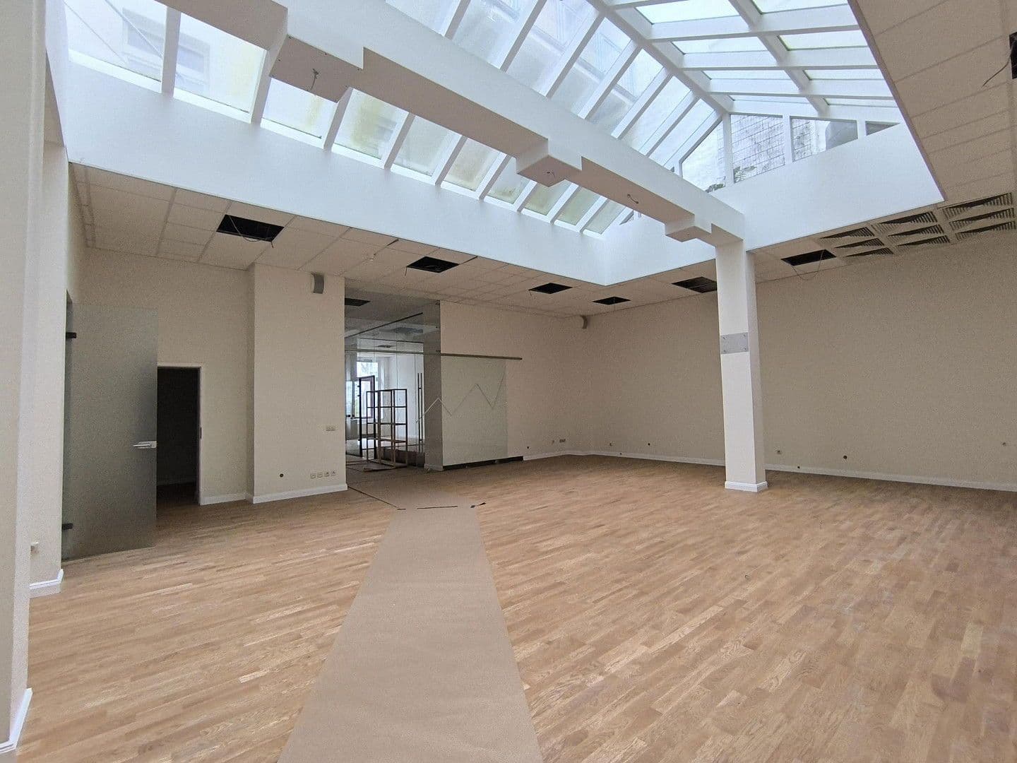 office to rent, 240 m², Hegelstraße 19, Magdeburg, Saxony-Anhalt office to rent, 240 m², Hegelstraße 19, Magdeburg, Saxony-Anhalt