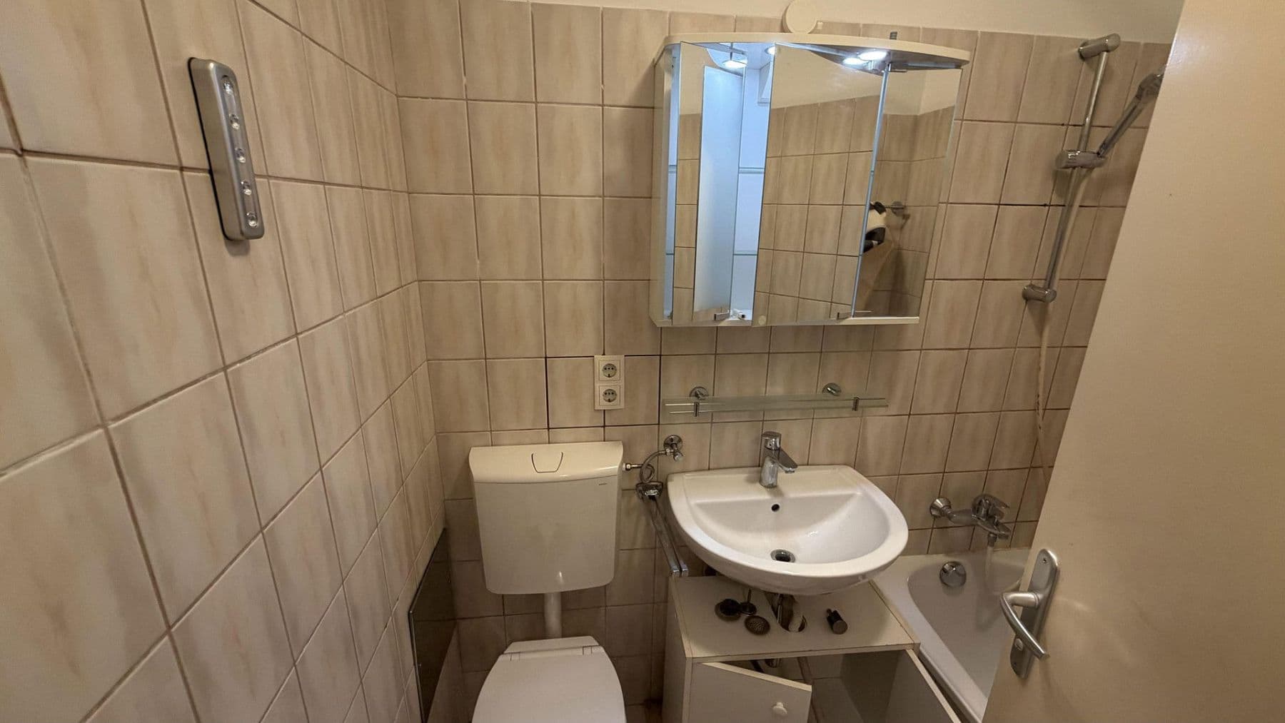 1 bedroom flat to rent, 30 m², Lohbachufer 5, Innsbruck, Tyrol 1 bedroom flat to rent, 30 m², Lohbachufer 5, Innsbruck, Tyrol