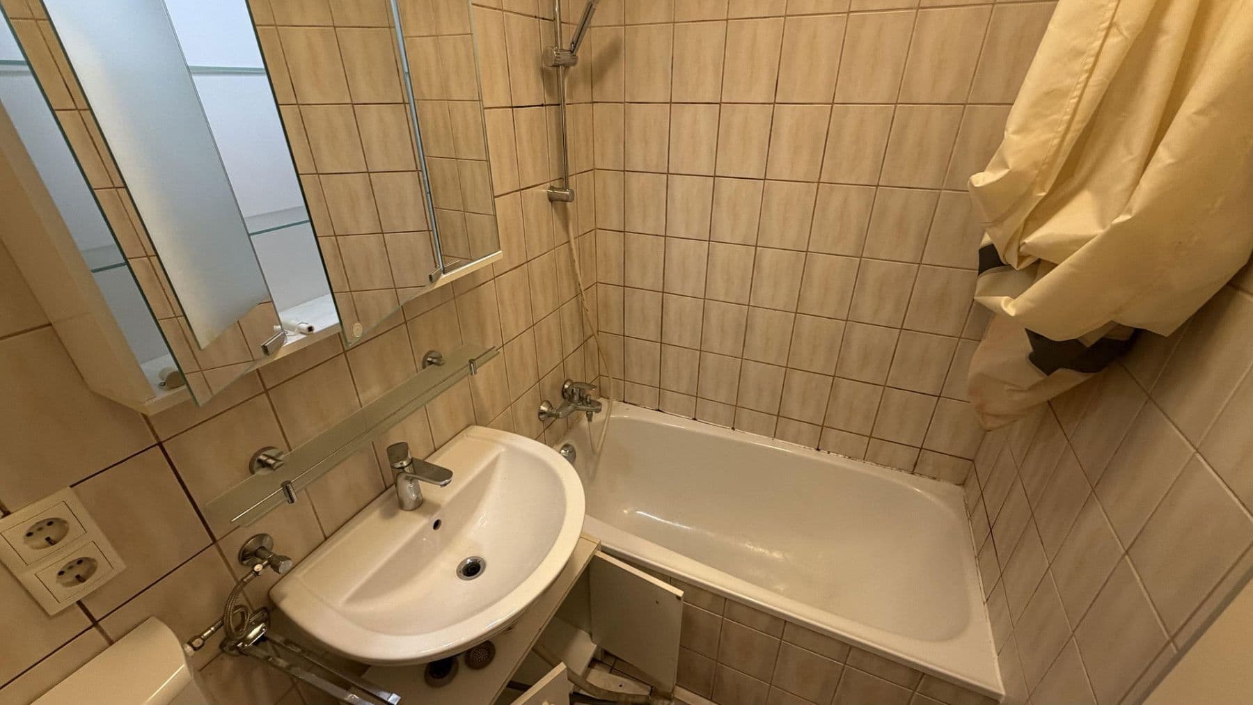 1 bedroom flat to rent, 30 m², Lohbachufer 5, Innsbruck, Tyrol 1 bedroom flat to rent, 30 m², Lohbachufer 5, Innsbruck, Tyrol