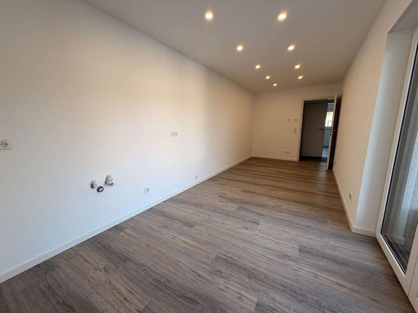 2 bedroom with open-plan kitchen flat to rent, 80 m², Römerberg, Rhineland-Palatinate 2 bedroom with open-plan kitchen flat to rent, 80 m², Römerberg, Rhineland-Palatinate