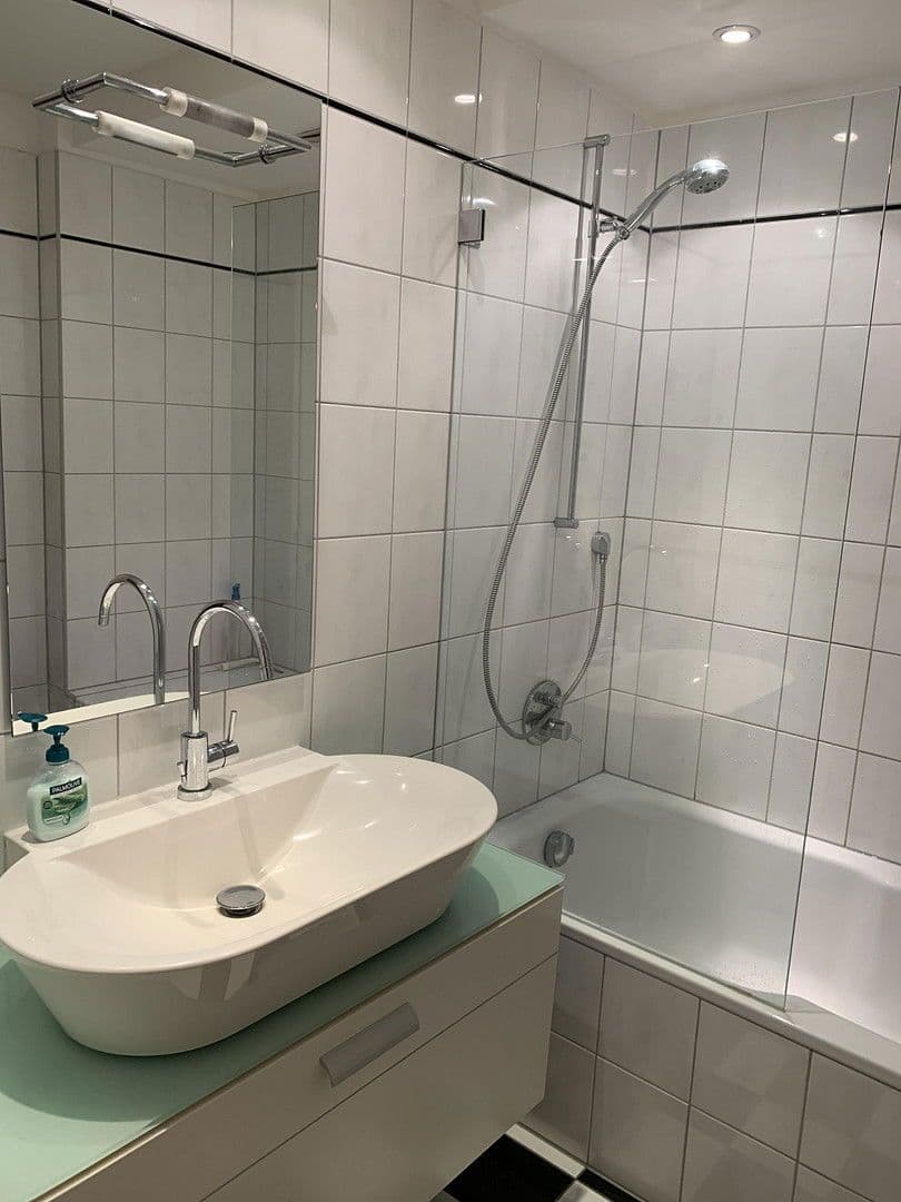 Studio flat to rent, 65 m², Köln, North Rhine-Westphalia Studio flat to rent, 65 m², Köln, North Rhine-Westphalia