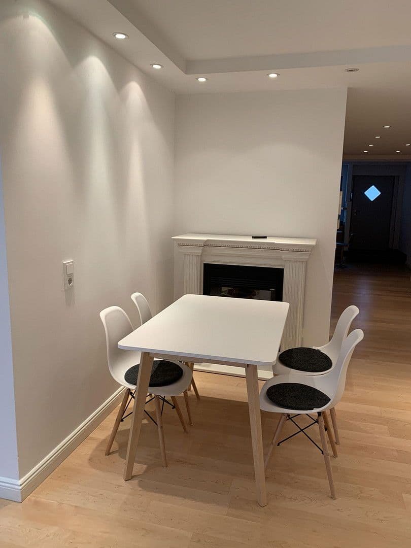 Studio flat to rent, 65 m², Köln, North Rhine-Westphalia Studio flat to rent, 65 m², Köln, North Rhine-Westphalia