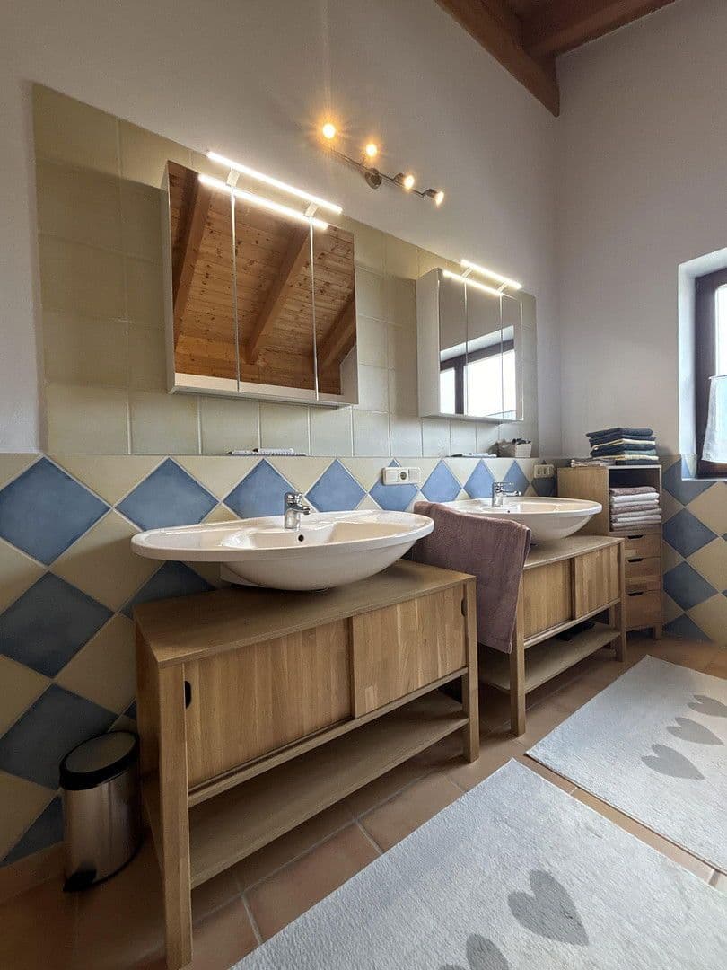 house for sale, 232 m², Tittmoning, Bavaria house for sale, 232 m², Tittmoning, Bavaria