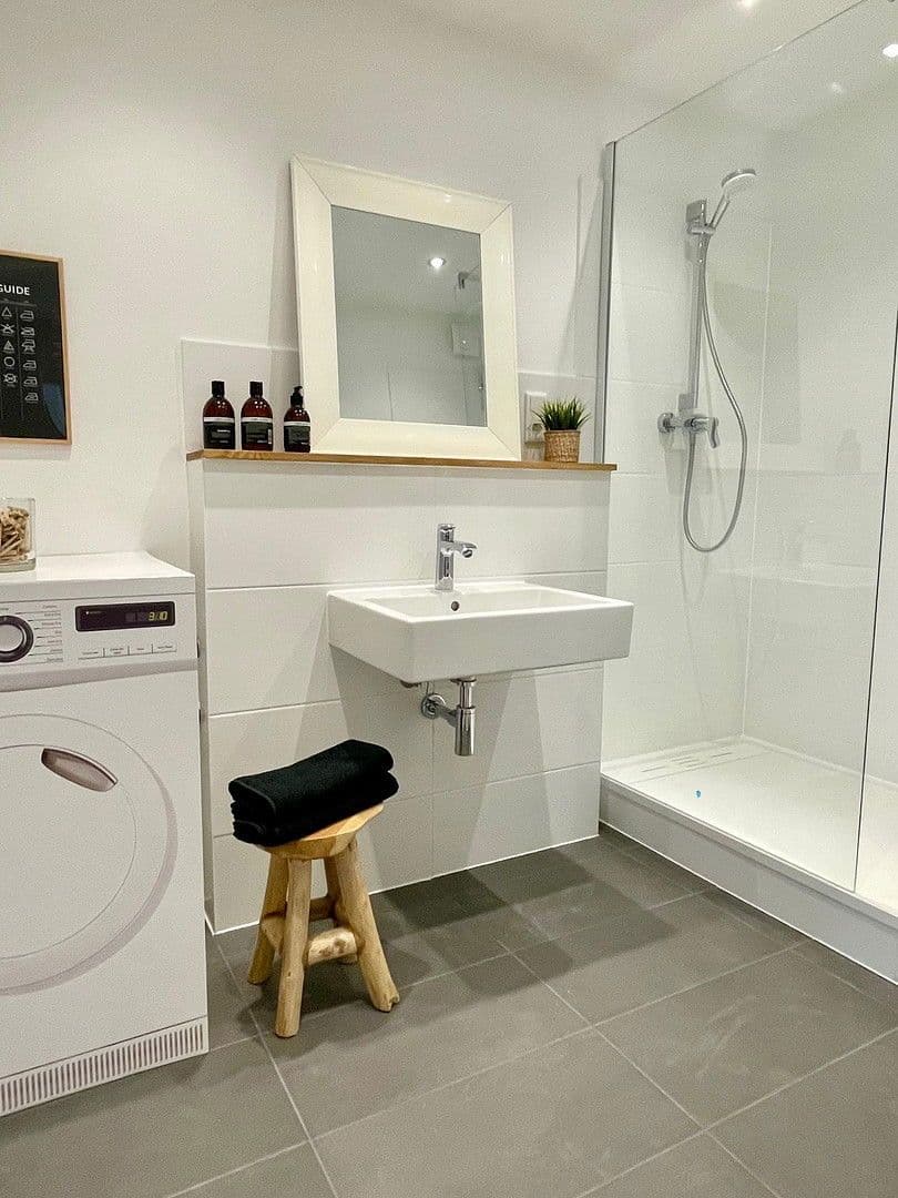 3 bedroom flat for sale, 86 m², Düsseldorf, North Rhine-Westphalia 3 bedroom flat for sale, 86 m², Düsseldorf, North Rhine-Westphalia