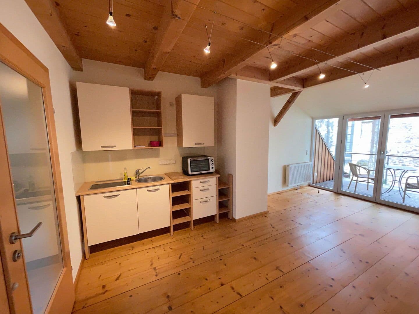 1 bedroom flat to rent, 35 m², Frauenberg 9, Krems/Stein, Lower Austria 1 bedroom flat to rent, 35 m², Frauenberg 9, Krems/Stein, Lower Austria