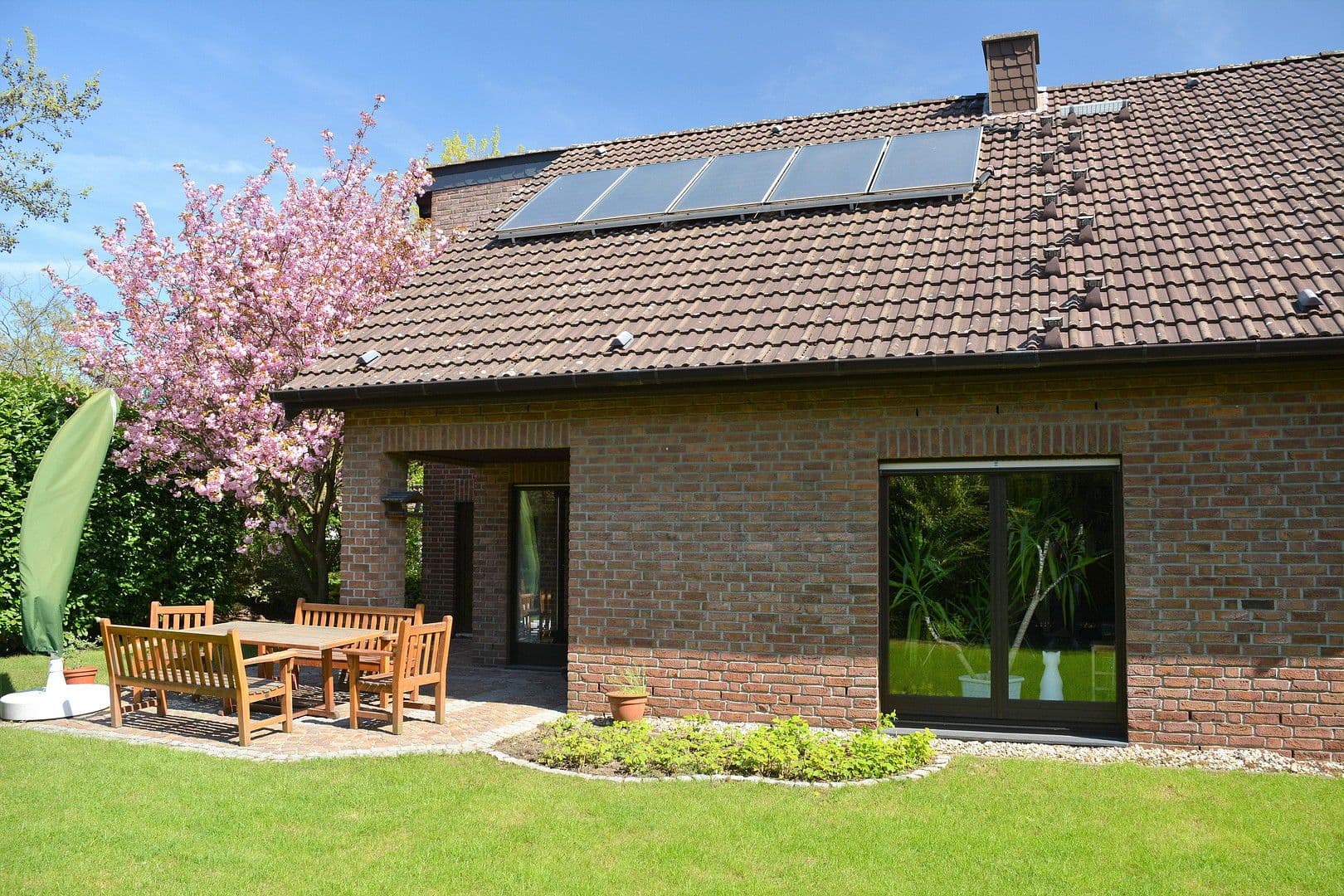 house for sale, 165 m², Duisburg, North Rhine-Westphalia house for sale, 165 m², Duisburg, North Rhine-Westphalia