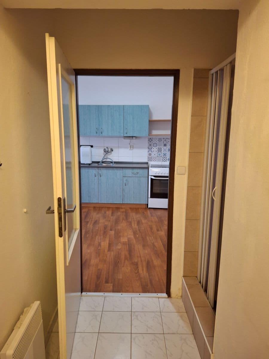 Studio flat for sale, 31 m², Vocelova, Kutná Hora, Středočeský Region Studio flat for sale, 31 m², Vocelova, Kutná Hora, Středočeský Region