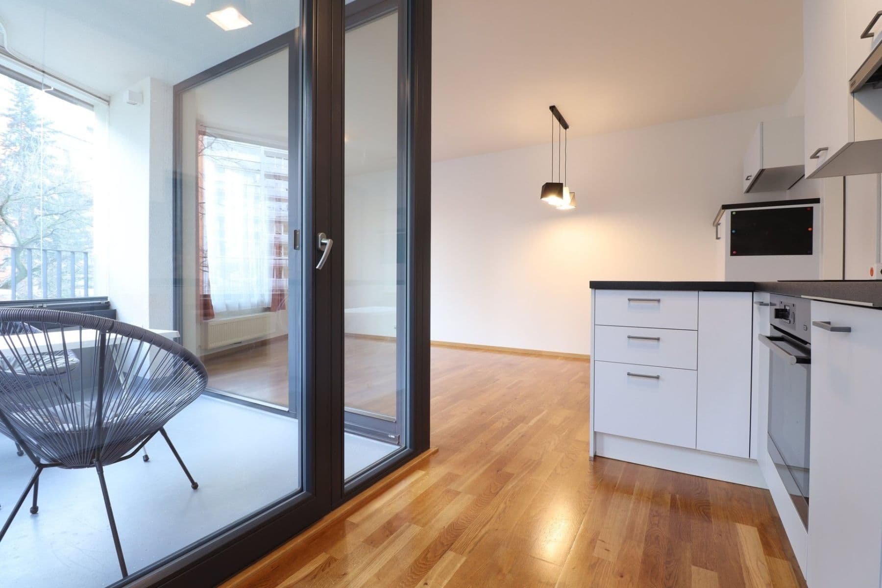 1 bedroom with open-plan kitchen flat to rent, 55 m², Střížkovská, Prague, Prague 1 bedroom with open-plan kitchen flat to rent, 55 m², Střížkovská, Prague, Prague