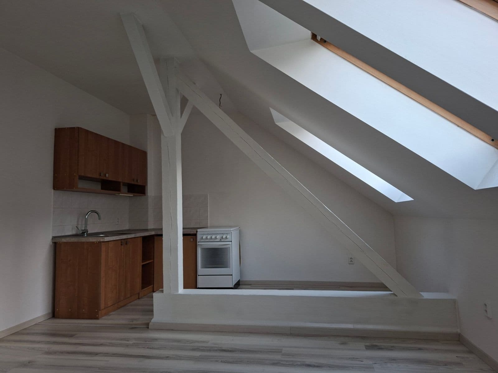 1 bedroom with open-plan kitchen flat to rent, 45 m², Maroldova, Prague, Prague 1 bedroom with open-plan kitchen flat to rent, 45 m², Maroldova, Prague, Prague