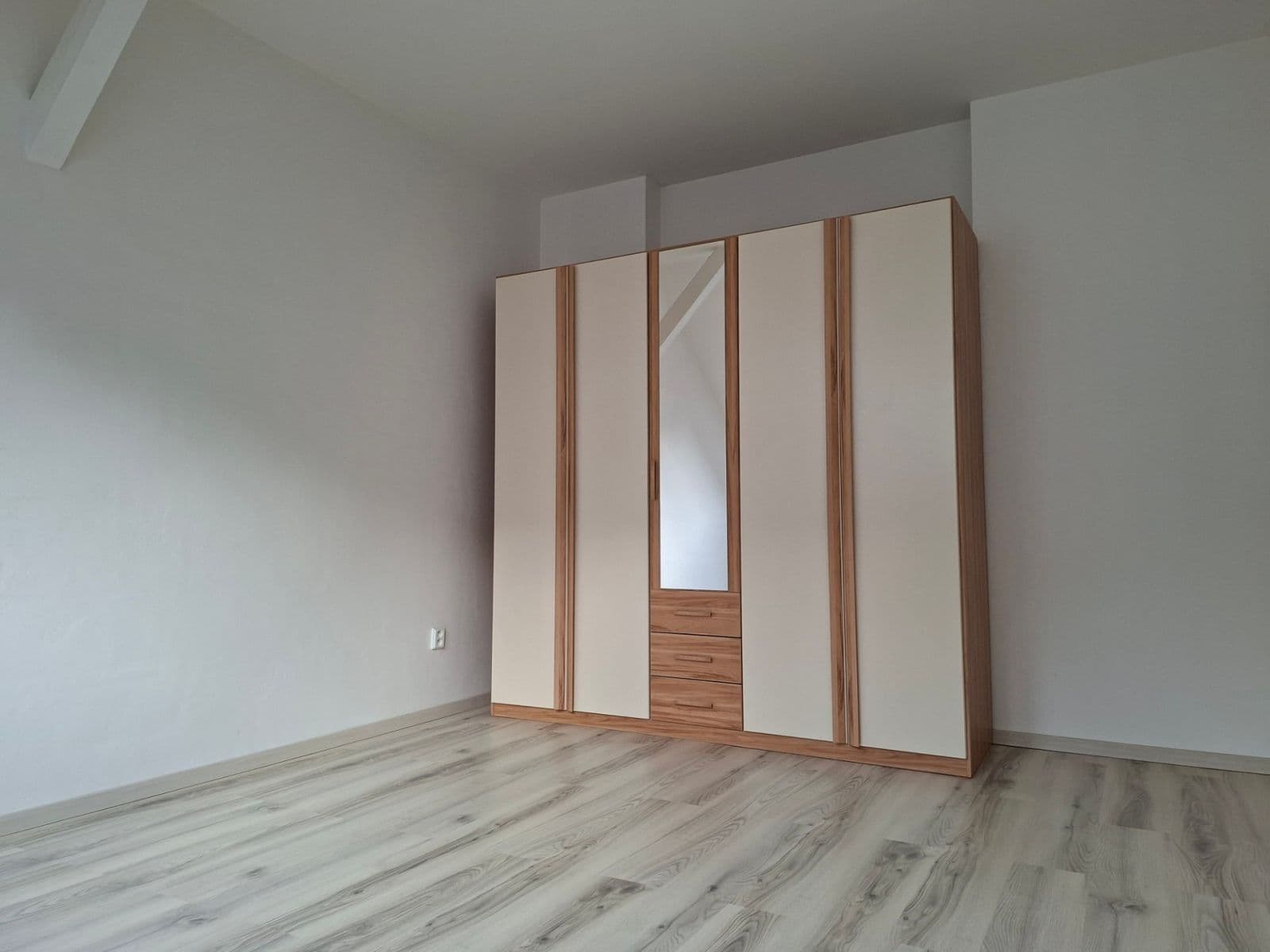 1 bedroom with open-plan kitchen flat to rent, 45 m², Maroldova, Prague, Prague 1 bedroom with open-plan kitchen flat to rent, 45 m², Maroldova, Prague, Prague