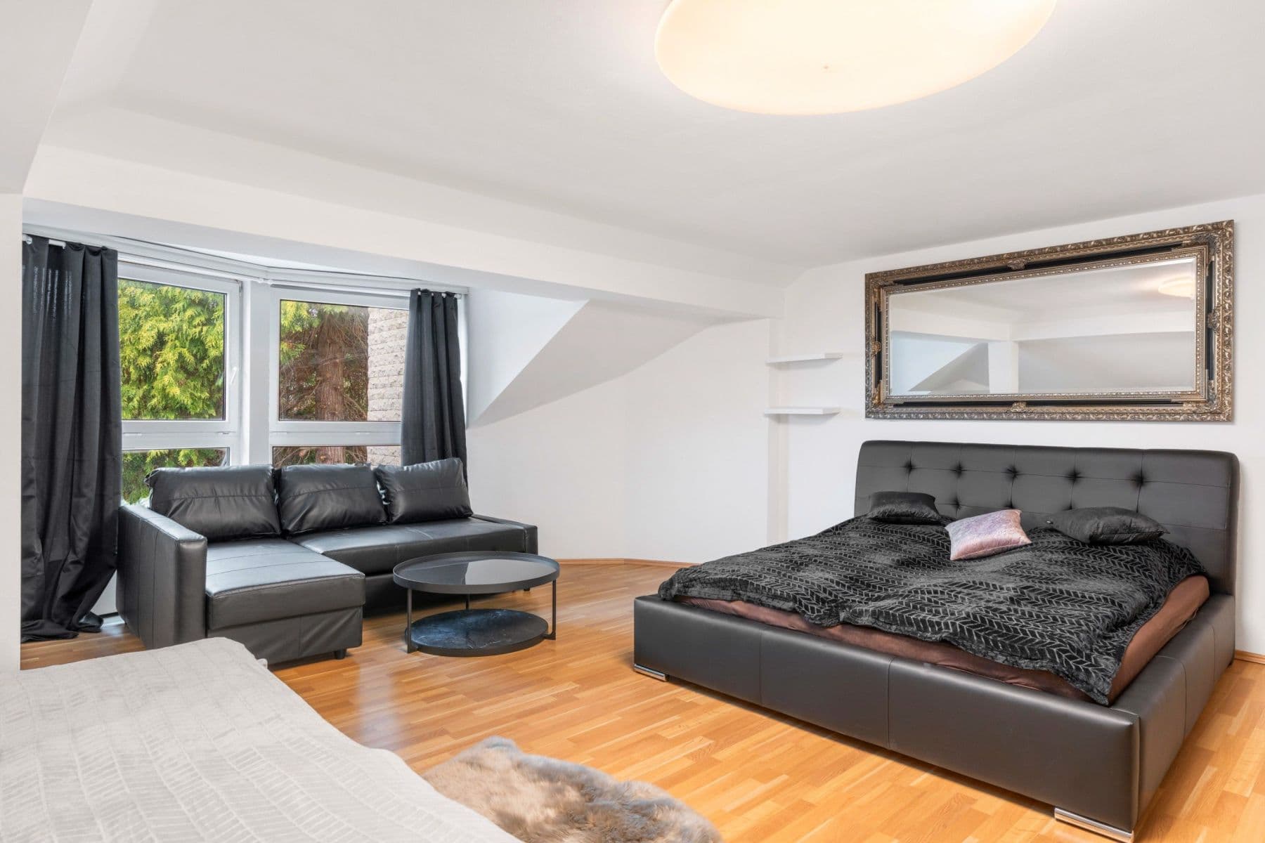 flat to rent, 750 m², Karla Tomáše, Prague, Prague flat to rent, 750 m², Karla Tomáše, Prague, Prague