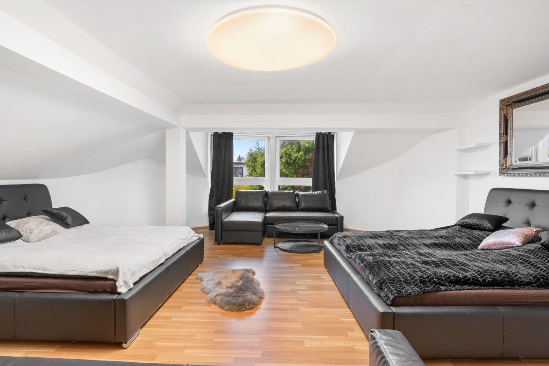 flat to rent, 750 m², Karla Tomáše, Prague, Prague flat to rent, 750 m², Karla Tomáše, Prague, Prague