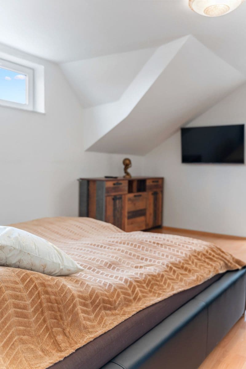 flat to rent, 750 m², Karla Tomáše, Prague, Prague flat to rent, 750 m², Karla Tomáše, Prague, Prague