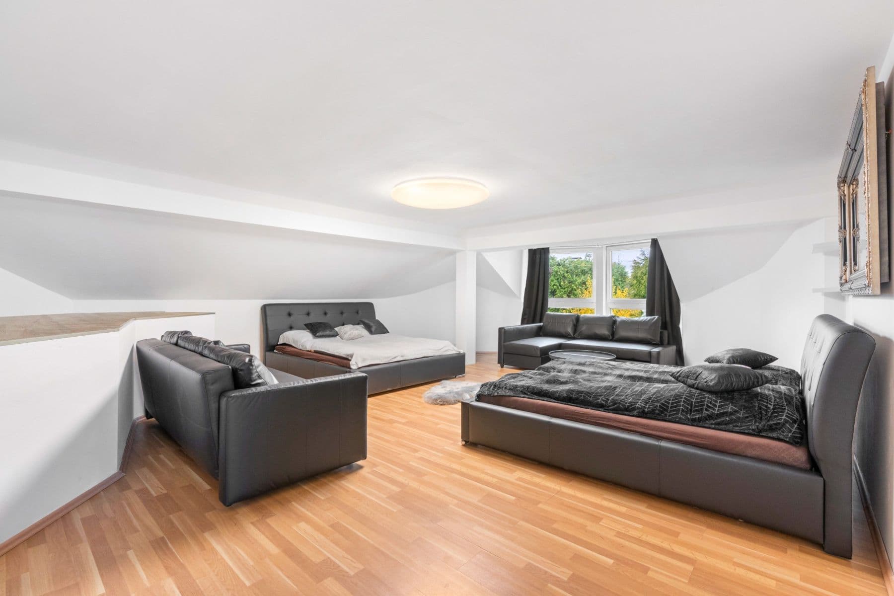 flat to rent, 750 m², Karla Tomáše, Prague, Prague flat to rent, 750 m², Karla Tomáše, Prague, Prague