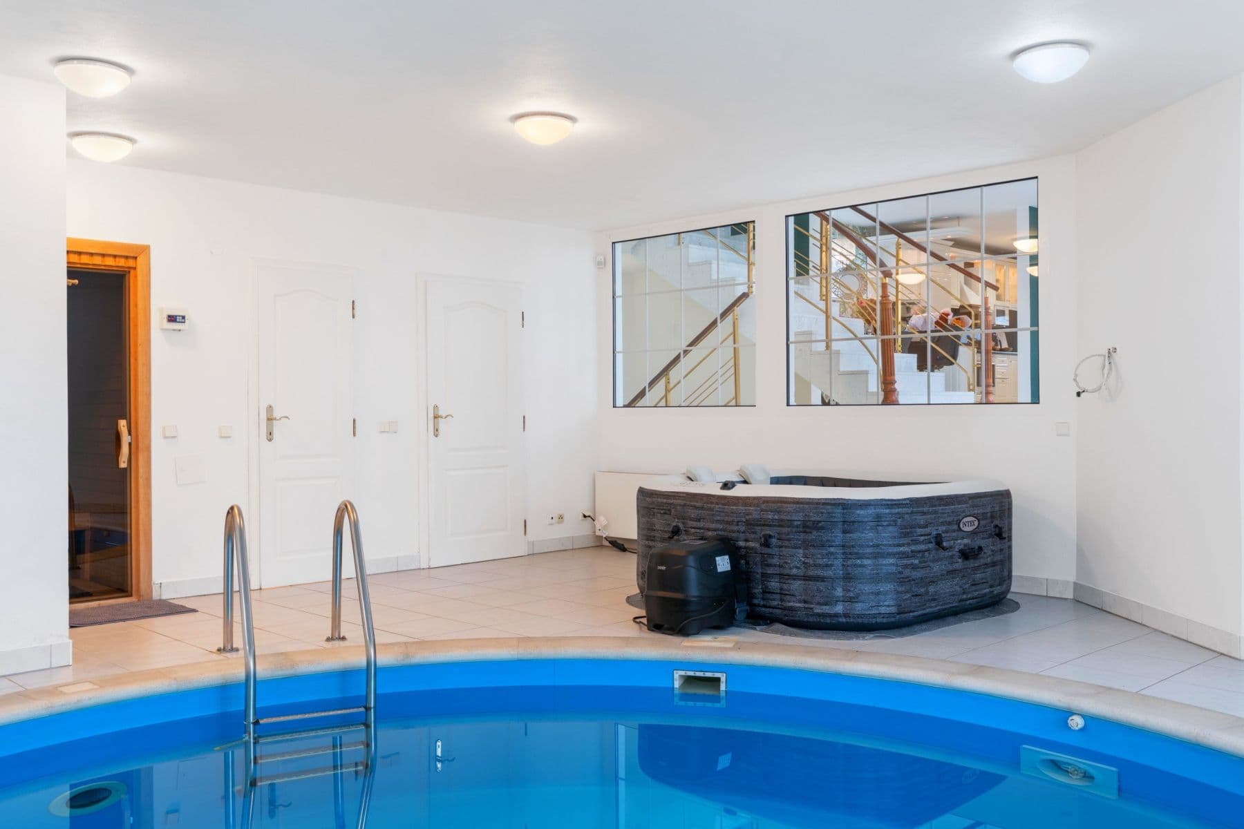 flat to rent, 750 m², Karla Tomáše, Prague, Prague flat to rent, 750 m², Karla Tomáše, Prague, Prague