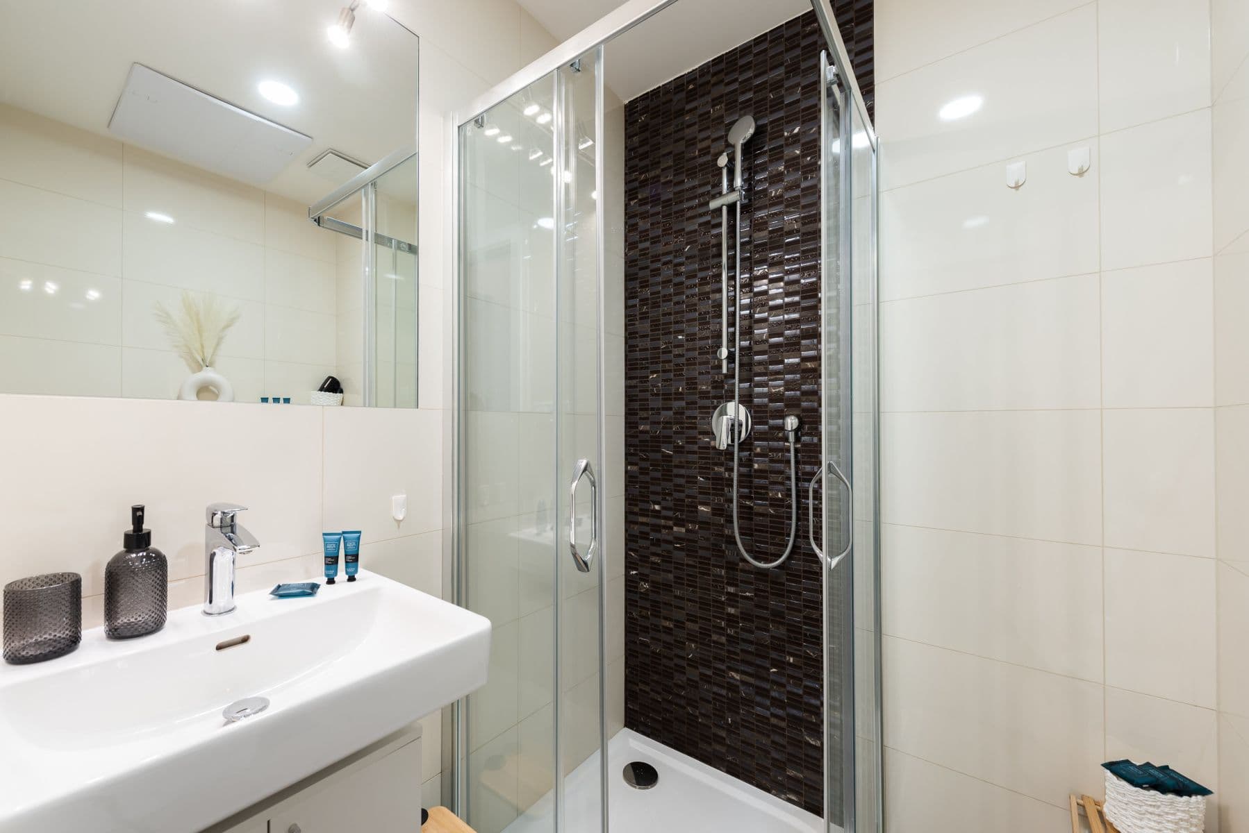 flat to rent, 18 m², Čelakovského sady, Prague, Prague flat to rent, 18 m², Čelakovského sady, Prague, Prague