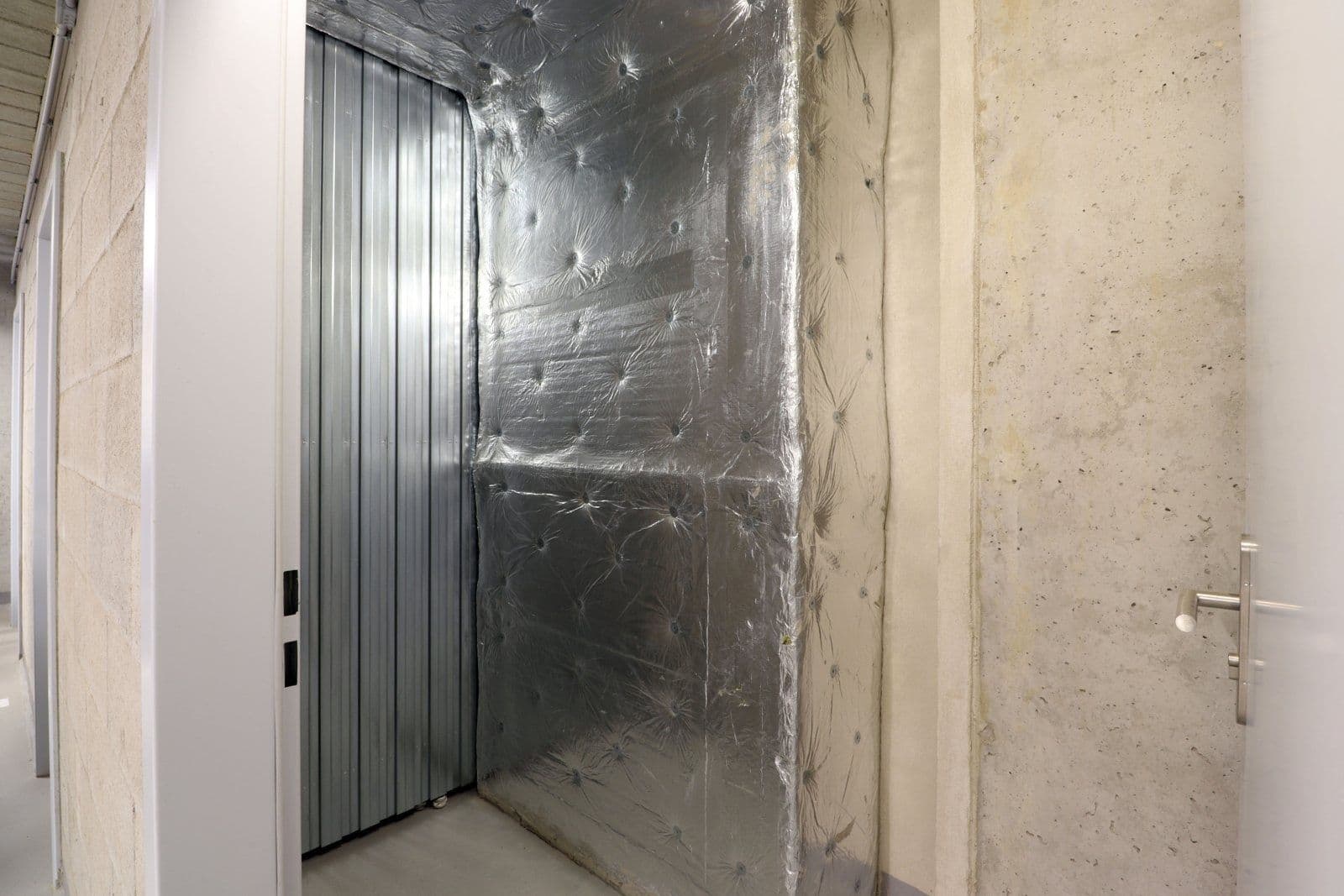 2 bedroom with open-plan kitchen flat to rent, 75 m², Dagmar Burešové, Prague, Prague 2 bedroom with open-plan kitchen flat to rent, 75 m², Dagmar Burešové, Prague, Prague