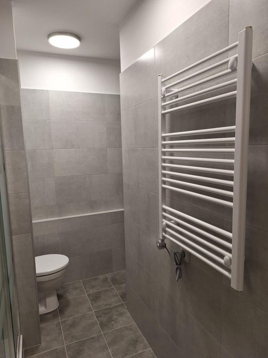 1 bedroom flat to rent, 41 m², třída Edvarda Beneše, Hradec Králové, Královéhradecký Region 1 bedroom flat to rent, 41 m², třída Edvarda Beneše, Hradec Králové, Královéhradecký Region