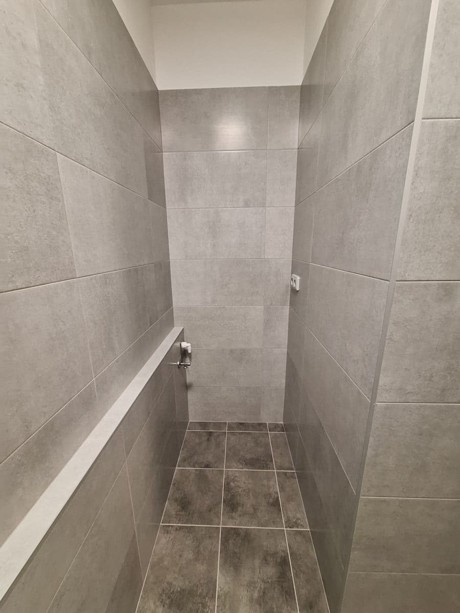 1 bedroom flat to rent, 41 m², třída Edvarda Beneše, Hradec Králové, Královéhradecký Region 1 bedroom flat to rent, 41 m², třída Edvarda Beneše, Hradec Králové, Královéhradecký Region