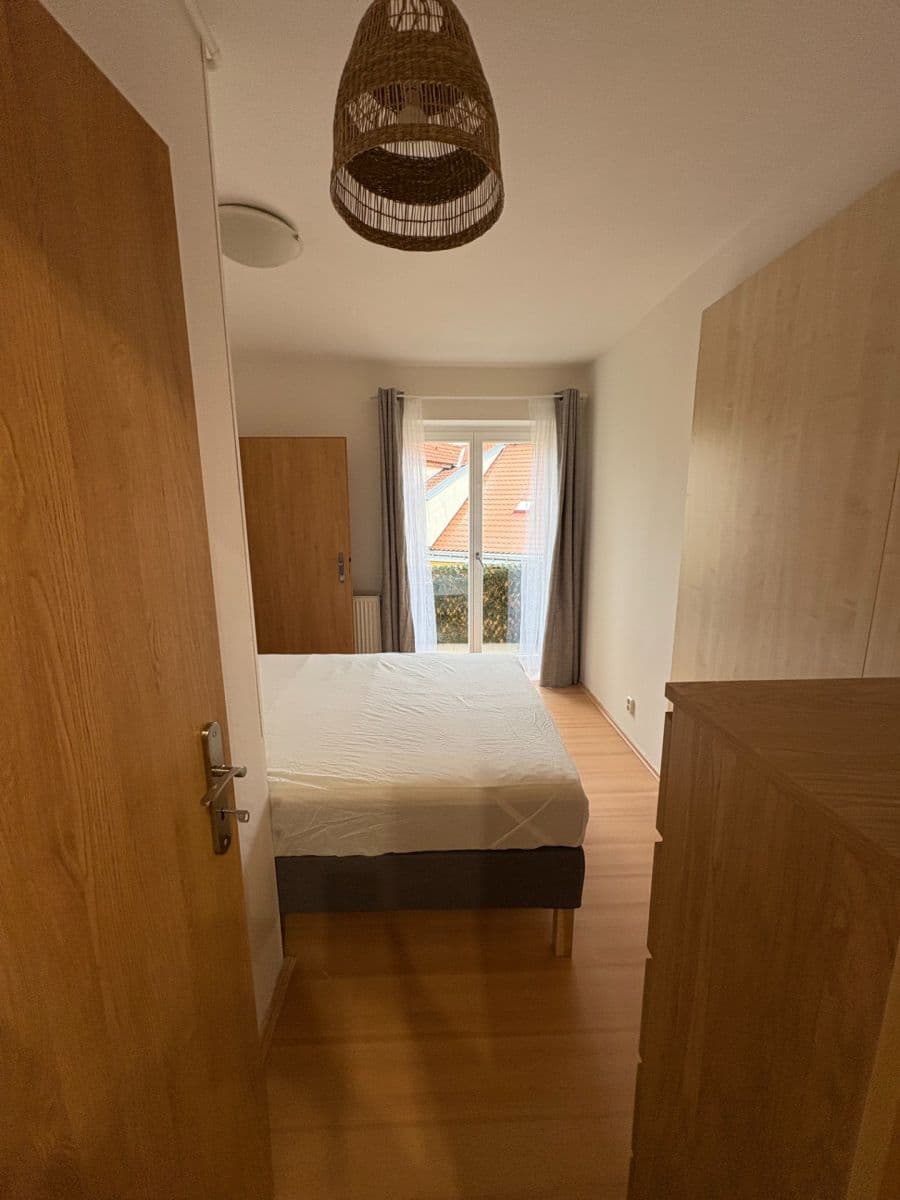 1 bedroom with open-plan kitchen flat to rent, 42 m², Nuselská, Prague, Prague 1 bedroom with open-plan kitchen flat to rent, 42 m², Nuselská, Prague, Prague