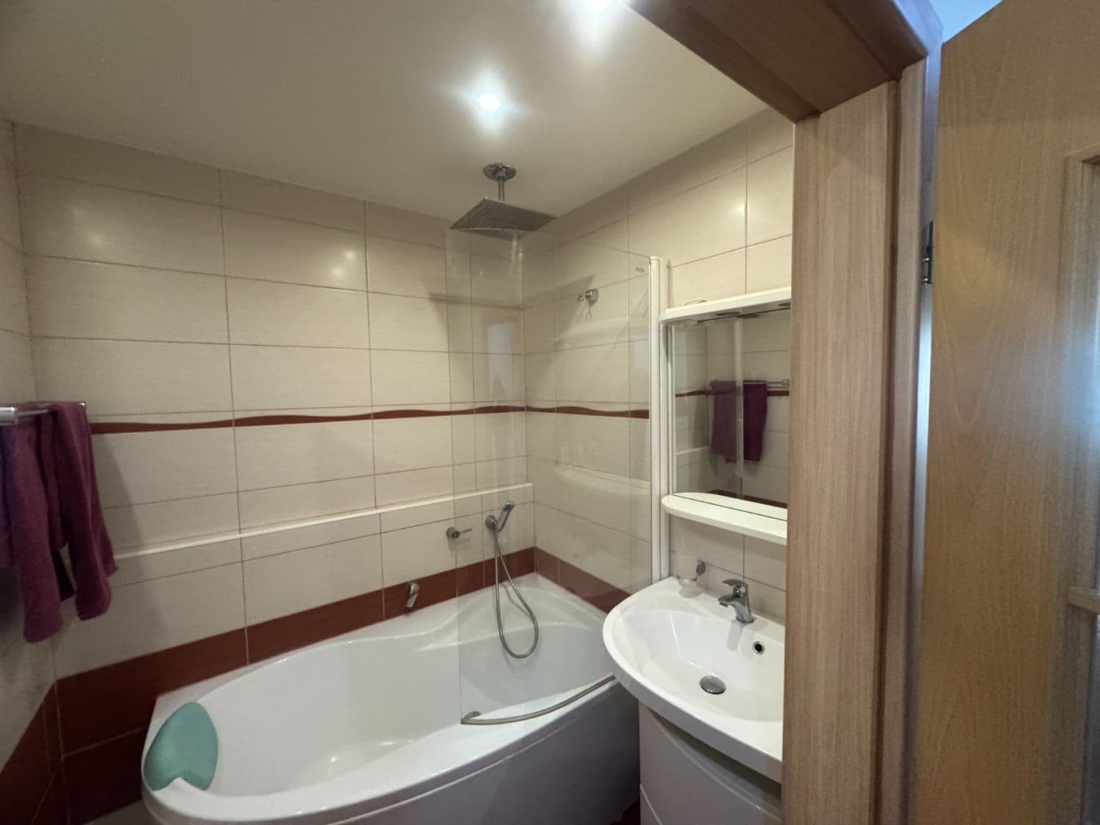 2 bedroom with open-plan kitchen flat for sale, 89 m², Bellušova, Prague, Prague 2 bedroom with open-plan kitchen flat for sale, 89 m², Bellušova, Prague, Prague