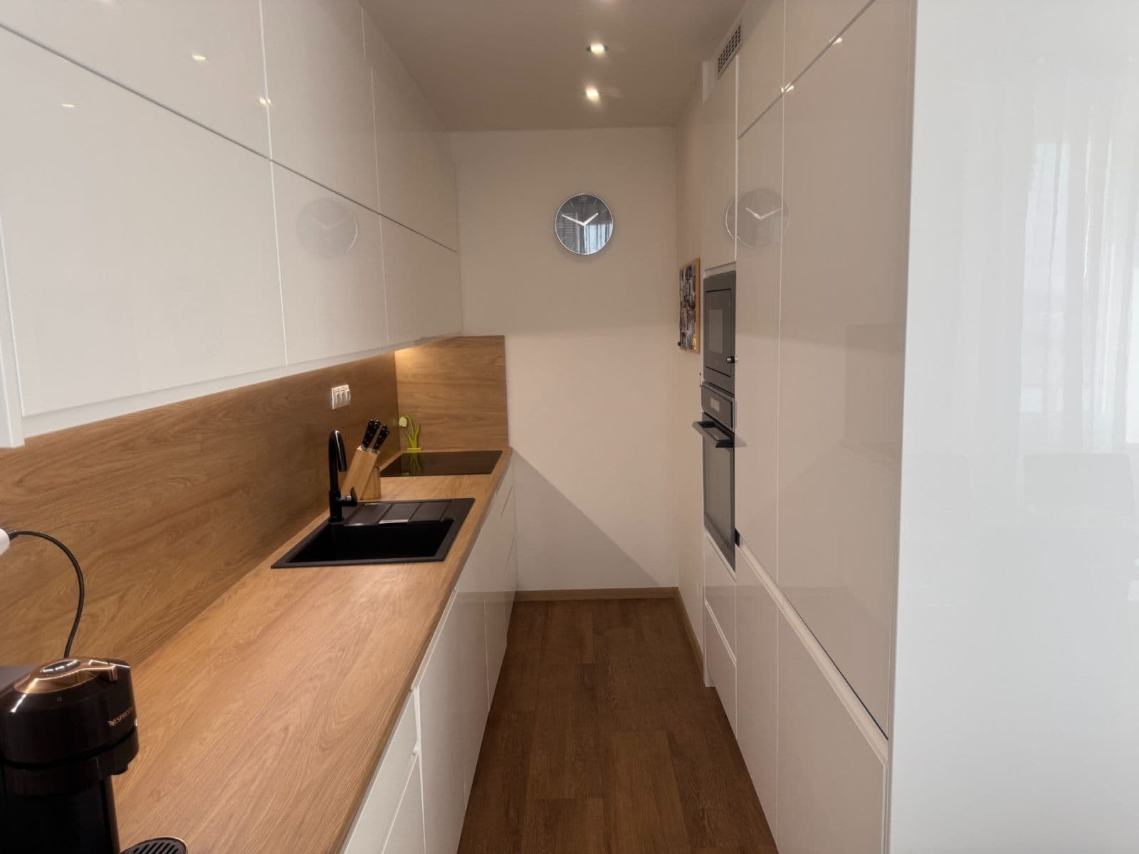 2 bedroom with open-plan kitchen flat for sale, 89 m², Bellušova, Prague, Prague 2 bedroom with open-plan kitchen flat for sale, 89 m², Bellušova, Prague, Prague