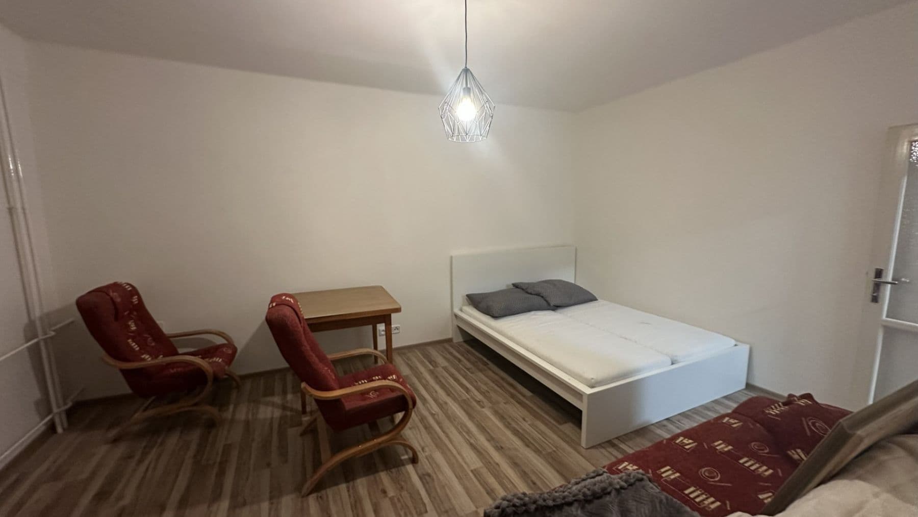 2 bedroom flat to rent, 53 m², Blatenská, Plzeň, Plzeňský Region 2 bedroom flat to rent, 53 m², Blatenská, Plzeň, Plzeňský Region