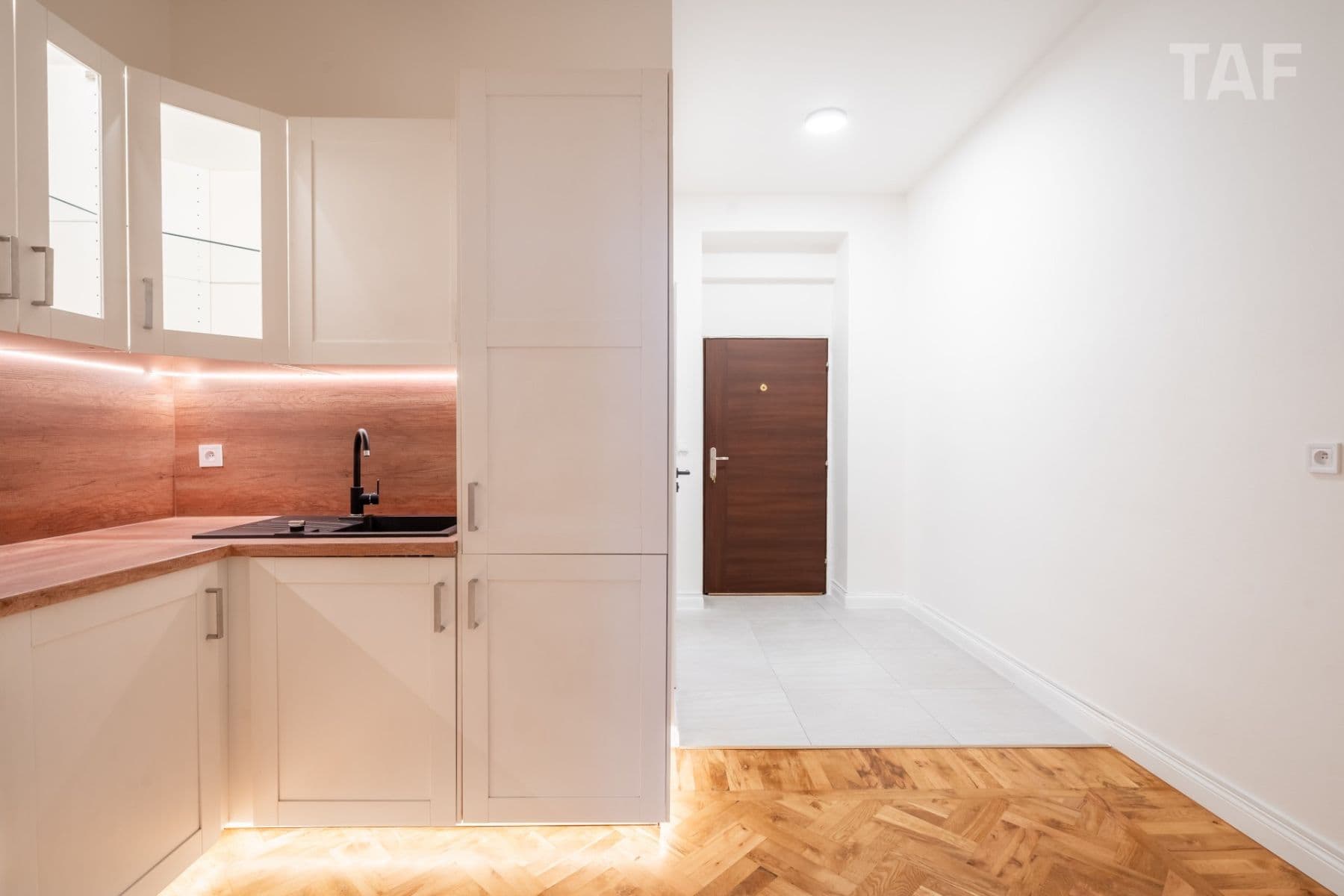 1 bedroom flat for sale, 40 m², Plzeňská, Prague, Prague 1 bedroom flat for sale, 40 m², Plzeňská, Prague, Prague